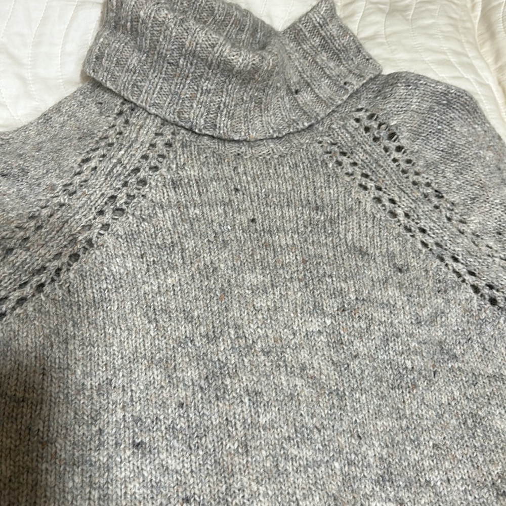 Loft sweater - Picture 4 of 9